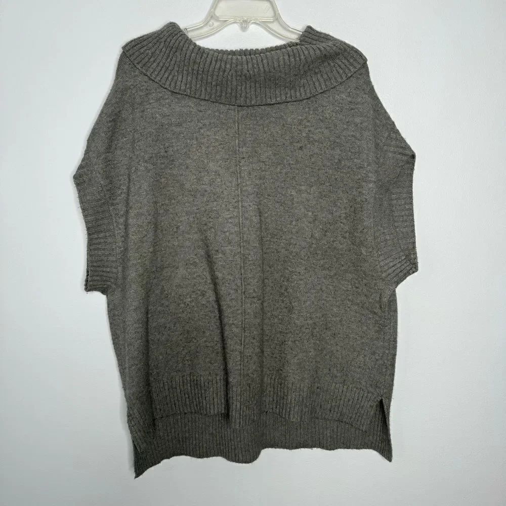 Anthropologie moth oversized gray sweater size small